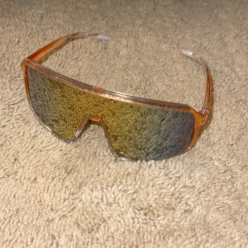 Skiing glasses